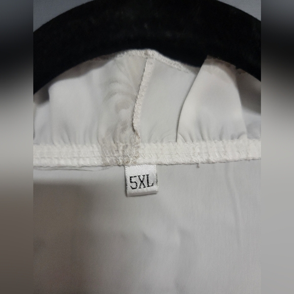 White Polyester Blend Shirt with Pineapple Print and Ruffle Neck - Size 5XL - Picture 6 of 6